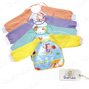 👼🏻 Babero de Plástico con Manga Bugue