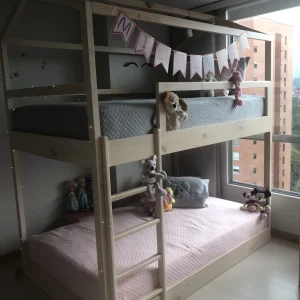 Camarote Casita Con Escalera Y 3 Listones