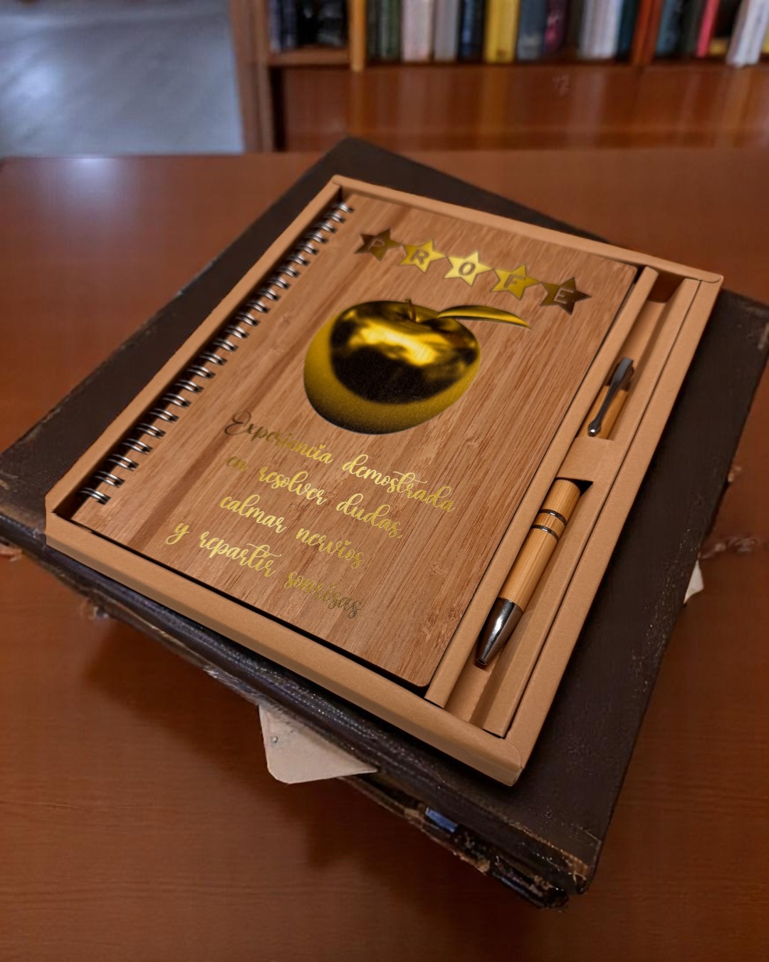 Set libreta y bolígrafo de bambú – MANZANA - Imagen 3