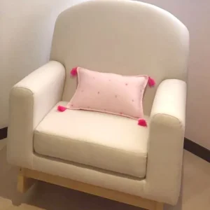 Silla mecedora redonda y comoda