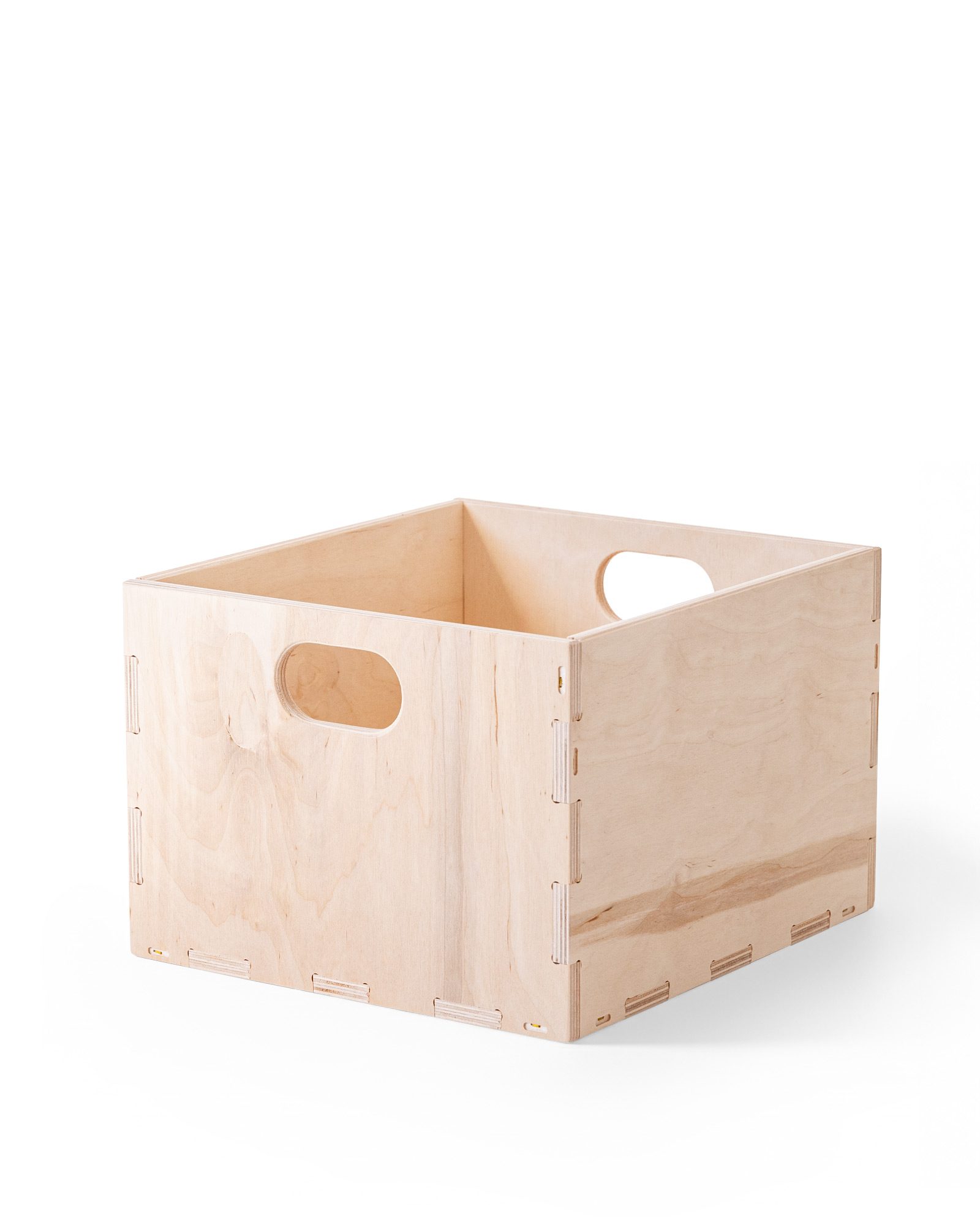 Baúl de juguetes de madera