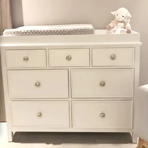 Cambiador blanco clásico