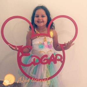 Nombre con silueta de 1 metro cuadrado